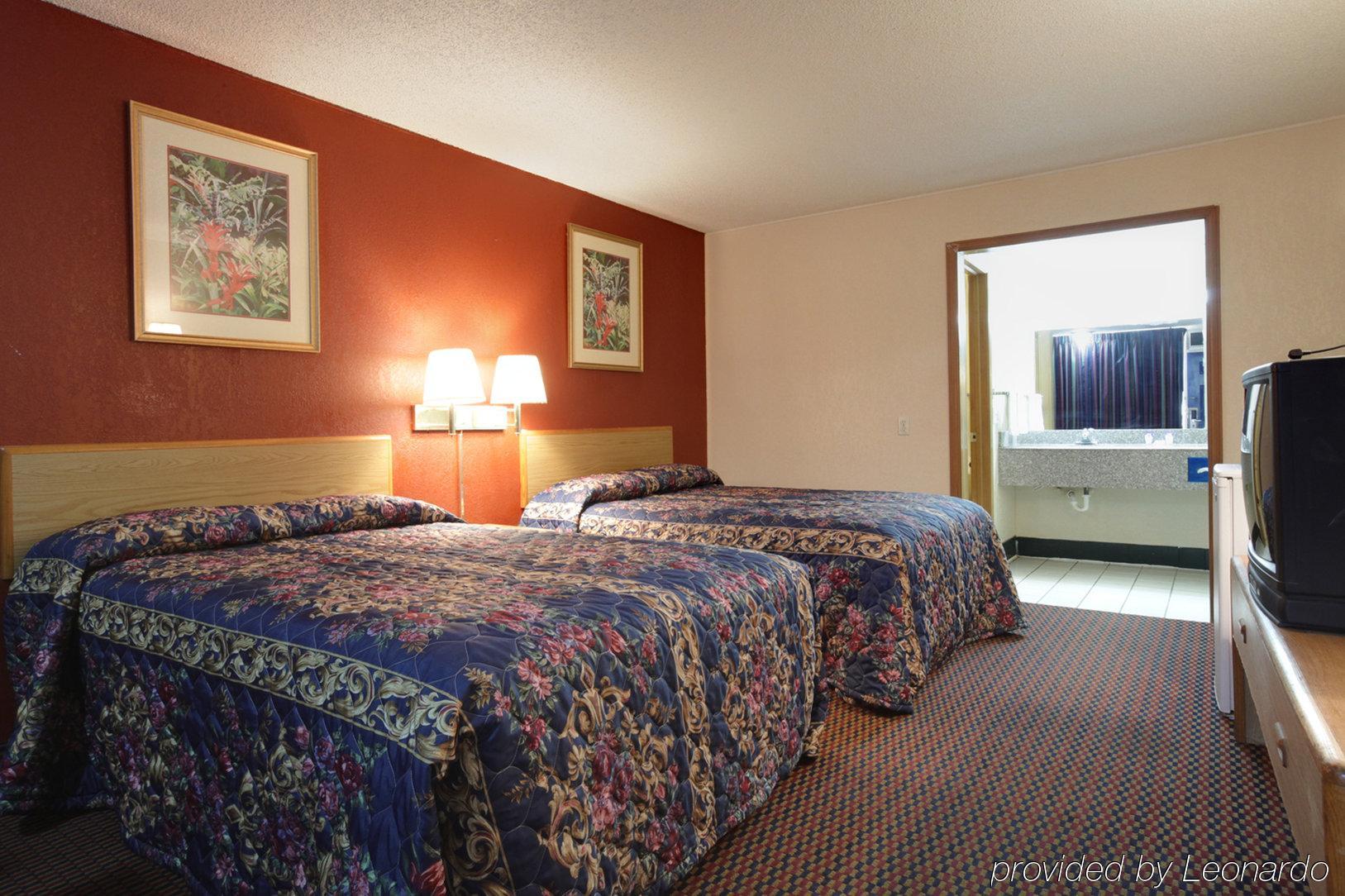 Americas Best Value Inn Weatherford Номер фото